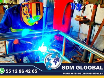 Fabricacion, Conversion, Venta y Equipamiento de Patrullas Pick Up, Fabricantes de Equipo y Accesorios Metalicos, Equipo Comunicacion, Luces auxiliares El equipamiento Pick-up es uno de los mas completos para patrulla, ya que cuenta con una gran variedad de accesorios metálicos, así como accesorios visual acústico. En cuestión de accesorios metálicos contamos con Tumbaburros, Roll Bar de 3 Arcos Tipo Com­­ando, Banca central con respaldo, Defensa Trasera Tipo Escalón. En la parte de accesorios visual acústico cuenta con Torreta, Sirena y Bocina, adicional mente se le puede agregar un Kit de Estrobos en faros Marca WHELEN, FEDERAL SIGNAL, EPCOM, somos fabricantes de patrullas.Somos una Empresa Mexicana líder en el Mercado con años de experiencia, especialistas en el Equipamiento de Patrullas Equipadas Cajas y Remolques Unidades Moviles Especiales de Seguridad, Rescate, Salvamento, Salud, Comunicacion, Higine, etc.,Somos fabribricantes directos, distribuidores en todo Mexico, comunicate y te atenderemos personalmente. contamos con las mejores marcas en el mecado