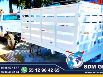 Fabricacion, Conversion, Venta y Equipamiento de Patrullas Pick Up, Fabricantes de Equipo y Accesorios Metalicos, Equipo Comunicacion, Luces auxiliares El equipamiento Pick-up es uno de los mas completos para patrulla, ya que cuenta con una gran variedad de accesorios metálicos, así como accesorios visual acústico. En cuestión de accesorios metálicos contamos con Tumbaburros, Roll Bar de 3 Arcos Tipo Com­­ando, Banca central con respaldo, Defensa Trasera Tipo Escalón. En la parte de accesorios visual acústico cuenta con Torreta, Sirena y Bocina, adicional mente se le puede agregar un Kit de Estrobos en faros Marca WHELEN, FEDERAL SIGNAL, EPCOM, somos fabricantes de patrullas.Somos una Empresa Mexicana líder en el Mercado con años de experiencia, especialistas en el Equipamiento de Patrullas Equipadas Cajas y Remolques Unidades Moviles Especiales de Seguridad, Rescate, Salvamento, Salud, Comunicacion, Higine, etc.,Somos fabribricantes directos, distribuidores en todo Mexico, comunicate y te atenderemos personalmente. contamos con las mejores marcas en el mecado